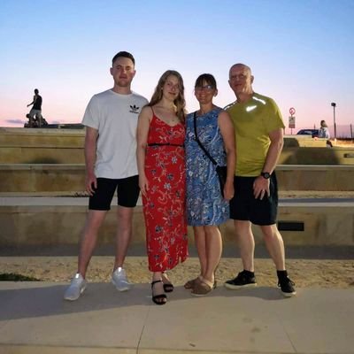 lisalatham16's profile picture. 