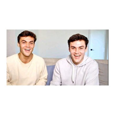 21 | Fan Page of the Dolan Twins
@GraysonDolan @EthanDolan