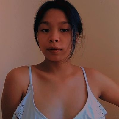 Belle08144328's profile picture. LIVE. LOVE. LAUGH. 🖤