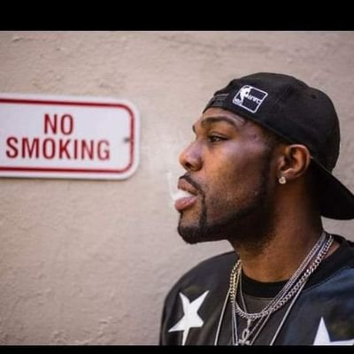 Born in Kansas City,MO
Raised in LasVegas,NV
CEO of #CashDynastyEntertainment #KansasCityChampionshipMusic Facebook/Instagram/YouTube
#MixtapeCode816913