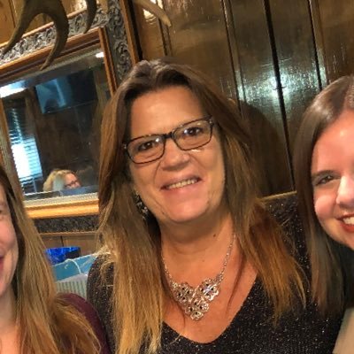 I love living happy healthy and free! My children and grandchildren are my world. I love these dogs. I want to travel that’s my dream. #recovering#FriendofBillW