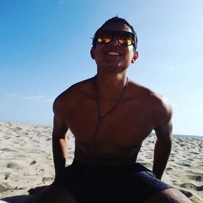 LuisArellanB's profile picture. Amante del tennis, futbol , como pollo a la brasa parte pecho y siempre pido wantan en el chifa.