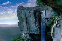 Reservation4U's profile picture. Holiday inn Express I-24, Holiday inn Express I-75, Best Western I-24
Comfort Inn & Suites I-75 and Motel 6 at Exit 1.  Quality Lodging at affordable pricing.