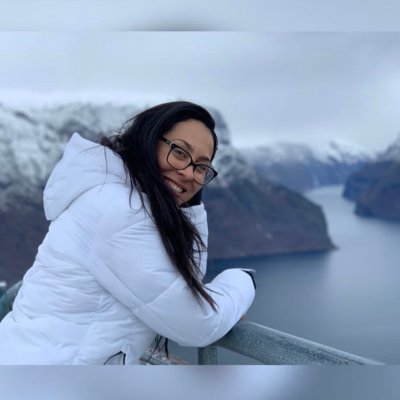 vicky_vila2's profile picture. 