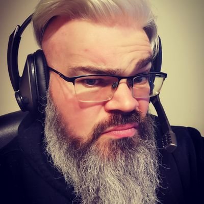 Just your everyday bloke chilling and playing the PC from COD-MW, 7 days to Die and iRacing with other titles in between
https://t.co/719giugpHc