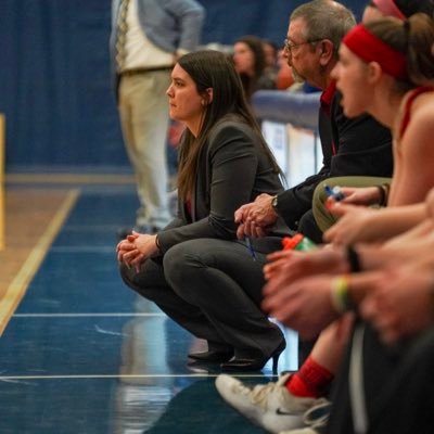 Head Coach @KingsCollege_PA Women’s Bball 🦁 Do right. Fear nothing. Follow us ⬇️ @monarchs_kcwb IG: monarchs_kcwb (she/her)