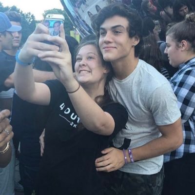 old dolan twin fan account just trying to make a come back @ethandolan
