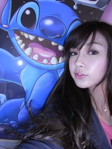 wanwenyi's profile picture. 一刁民