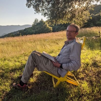 jccarles's profile picture. Enginyer industrial i MBA per I'IESE, casat amb la Mercè i pare de 2 filles, enamorat de les muntanyes i apassionat de la  ciència i tecnologia. I ❤ Pallars.