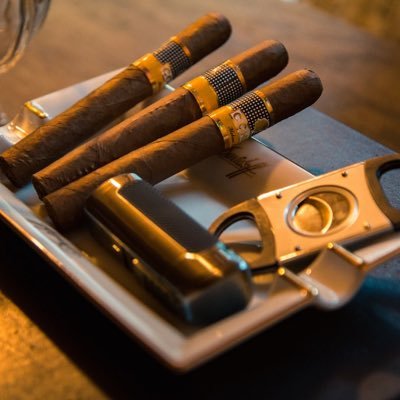 A page purely on the love of cigars sharing the world of cigars with everyone! 
#cigars #cigarlover #FTLOC