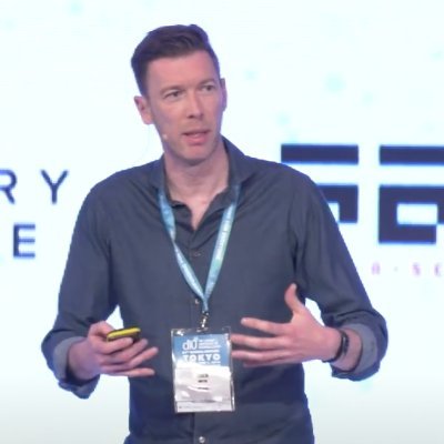 Cyber security. Getting security + engineering teams to tango 🕺💃
Public speaker + Podcasts & events organiser.
Communicate mainly via GIFs & memes