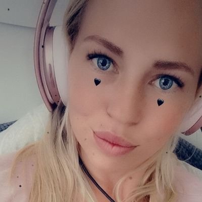 b4d_lady's profile picture. 30 Jahre jung 
🎮Gamerin Ps4
✨Warzone✨