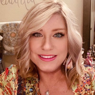 Cheering4Bama's profile picture. Univ. of Alabama Grad, Pageants, Independent lefter, Slots & Bama Fan NYisHome #rolltide #DespiseTRUMP