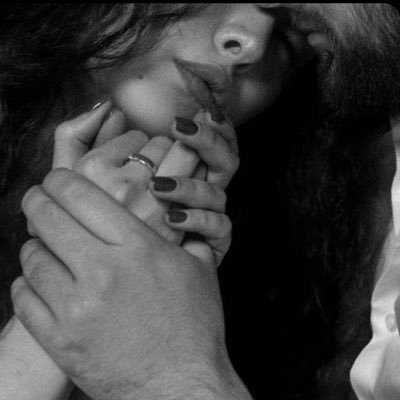 أجملهن أنتِ، وأجمل منك لم تخلق بعد🖤.