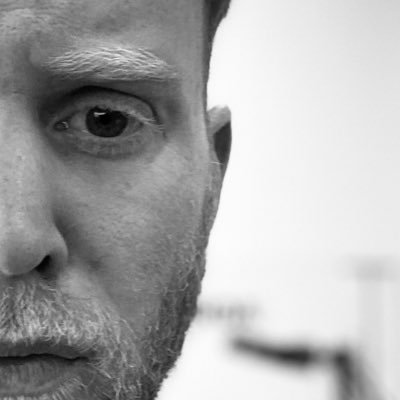 olleer8's profile picture. Haz ver que te caes y me la comes.© Antihéroe.