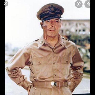 mcarhter's profile picture. WW2 general hoi4 player. running for president of twitter. with my vp Tammy Baldwin