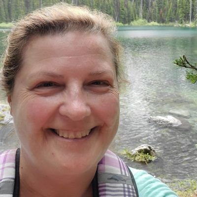 Wife. Mother of 2. Cape Bretoner. Avid reader. Loves TV. Loves music and outdoors! Kids rock!! I am becoming addicted to hiking!