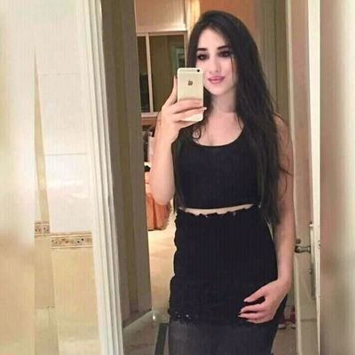 ZainabK03299404's profile picture. 