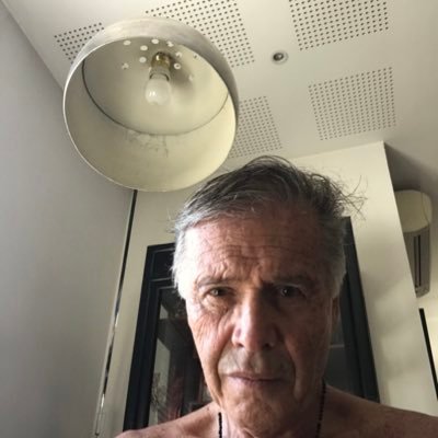 Ingénieur,aimant la vérité.Gaullien.