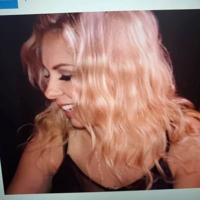 ValSpoon's profile picture. I like to create things and do things and adopt dogs.