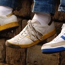 awaydays_film's profile picture. 終わりなんだろ？俺たちはもうー。 1979年、ポストパンク時代のマージーサイド。若者達の苛立ちは極限まで研ぎ澄まされ、剥き出しとなった感情は、激しく求め、傷つけたー。2020年 10月16日(金)より新宿シネマカリテほかにて ロードショー！映画『アウェイデイズ』公式です。 配給：SPACE SHOWER FILMS