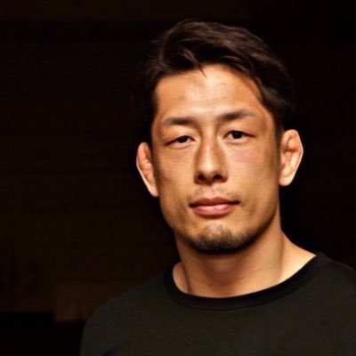 岸本泰昭 三島ド根性ノ助の教え子。箕面市でSISU MMA&BJJというジムをオープンしてます。