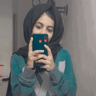 BasheerHusna's profile picture. UG STUDENT💛
