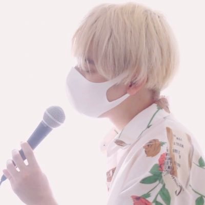 シンガーソングライター・俳優 公式Twitter ex.CroiX 2nd.ALBUM「スターピースアイランド」リリース🌟https://t.co/1fhJ7ntH67【Official Music Video】↓