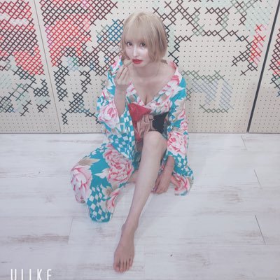 趣味：コスプレ・アニメ・犬🐶・落語・料理。ドイツ出身ドイツクォーター！身長172cmです❤️さとちゃんて呼んでね❣️日本酒を広めるドイツ産セクシー利酒師　Office artist award所属