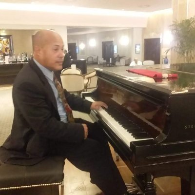 softhard3's profile picture. Arzobispo en Misión en RD. Director Sinfónico y Coral. Redactor Jurídico. Programador de Software. Mercadólogo. Teólogo. Filósofo.