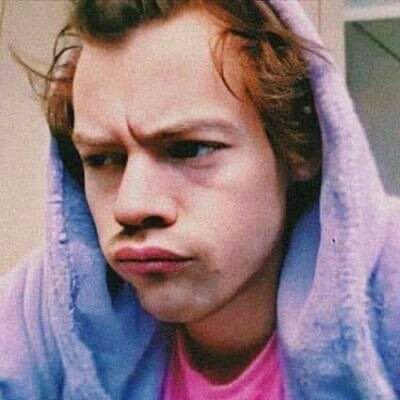 After we collided 💜/ •1D🇬🇧 /•Zayn | FTPH 🐍 | •pau no rabo dos haters /•Directioner ainda • / •Harry stan• /
Volta logo pra banda seus viadin
