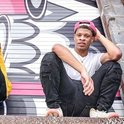 King Wavi🌊
20,000 + Views on YouTube 💰
1/3 of NBT 4L