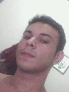 Um amigo deve sempre subestimar as nossas virtudes e um inimigo sobrestimar os nossos defeitos.