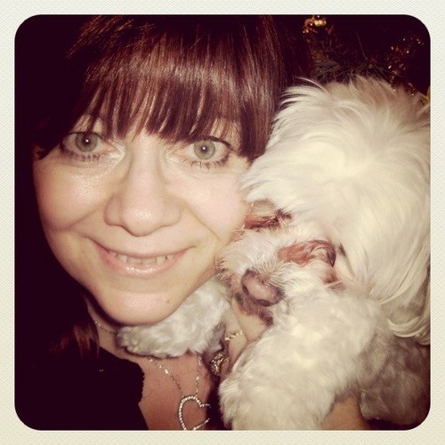 elle707's profile picture. 