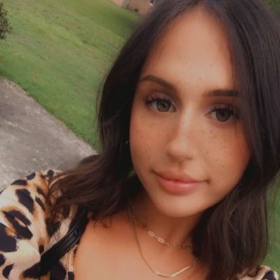 G_Fostaa's profile picture. (♡˘◡˘♡) plastic princess