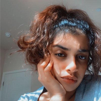 Ritzcracker__'s profile picture. I’ve been peer-pressured to finally join twitter. hi.