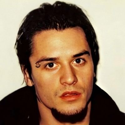 dailypatton's profile picture. tweeting random photos of mike patton (almost) every single day {ran by @secretchiefs 👻}