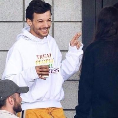 11/12/2019
Larry is real
Directioner, amém/ fan account