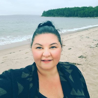 Connector. Wedding officiant for NS. SMU Alumna. Twitterrific.