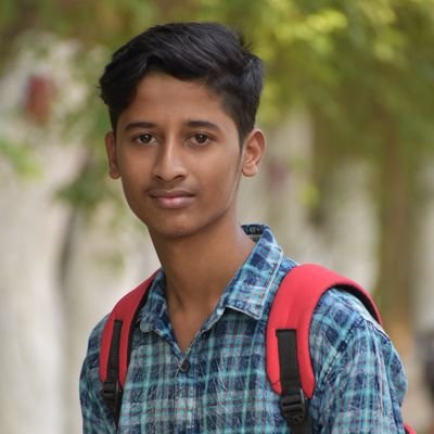 Student , Like to be an honest Social worker and trying to do something best for social activities .
#Helping hands to the #Needy people 🙏
Jay hind