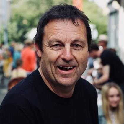 peterclifford9's profile picture. 