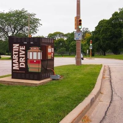 MartinDrive's profile picture. Learn more about what is happening in the Martin Drive Neighborhood (Association) in Milwaukee, Wisconsin. Get event updates and tips. Tweets by Raymond Duncan.