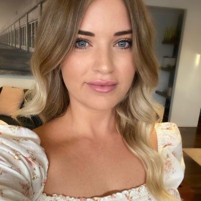 ChloeCandeloro's profile picture. 