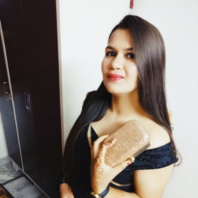 RiyaDhiman17's profile picture. 