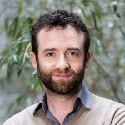 Travaille chez @greenpeacefr. Mes tweets n'engagent que moi.