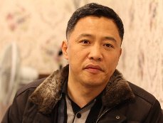 자랑거리를 찾아 달린다. 자랑스RunTV대표, 인터넷생중계 전문기업,한남대학교 경영대학원 경영정보학 석사,  북포럼@대전 PD, 대전MBC 집중토론 시민패널, 프리미어 동영상 편집,