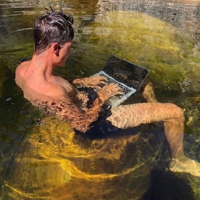 irawin_f's profile picture. ไอรวินทร์ผู้ทำวัยเด็กหล่นหาย เสียดายคนรอบข้าง แต่บางอย่างพรากพวกเขาไป
