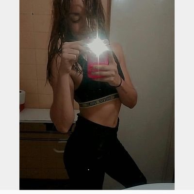 Micaela71909828's profile picture. 🌹libre libriana🌹