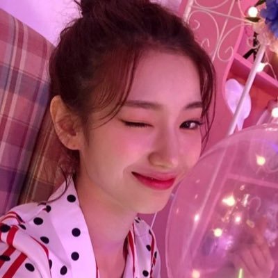 iluvsuyun Profile Picture