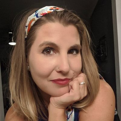 Dyna_Gwen's profile picture. Poet ✍️Trauma Warrior 💪Vegan🌿 Tie Dye Lover 🌈Adventurer 🌏 Metaphysics🔮 Quantum Physics 🖥️ Taoism ☯️